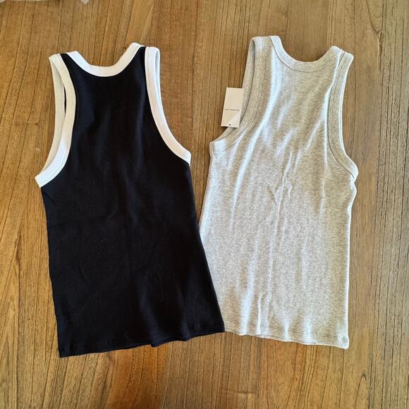 Abercrombie women's ribbed tanks (set of 2) - Size S - Picture 5 of 5